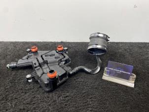 Gebruikte Carterventilatie Mercedes C AMG (C205) 4.0 C-63 AMG V8 Biturbo Prijs € 175,00 Inclusief btw aangeboden door Van Kronenburg Engines