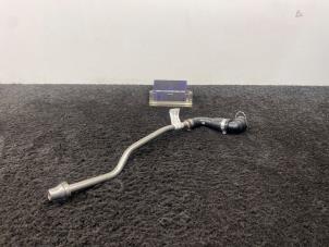 Gebruikte Waterpijp Mercedes A-Klasse AMG (177.0) 2.0 A-45 AMG Turbo 16V 4Matic+ Prijs € 40,00 Inclusief btw aangeboden door Van Kronenburg Engines