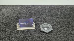 Gebruikte Oliedop BMW M3 (E90) 4.0 V8 32V CRT Prijs € 15,00 Inclusief btw aangeboden door Van Kronenburg Engines