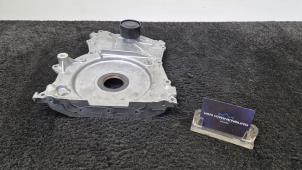 Gebruikte Distributiedeksel Mercedes ML III (166) 3.0 ML-350 BlueTEC V6 24V 4-Matic Prijs € 65,00 Inclusief btw aangeboden door Van Kronenburg Engines