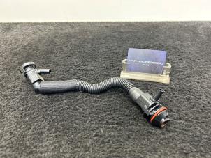 Gebruikte Carterventilatie Mercedes B (W247) 2.0 B-200d 4-Matic Prijs € 25,00 Inclusief btw aangeboden door Van Kronenburg Engines