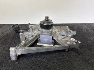 Gebruikte Dynamosteun onder Mercedes Sprinter 3,5t (906.73) 314 CDI 16V Prijs € 40,00 Inclusief btw aangeboden door Van Kronenburg Engines