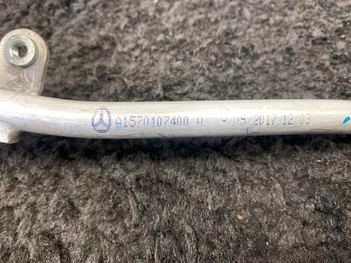 Olie Peilstok van een Mercedes-AMG G AMG (463) 5.5 G 63 AMG V8 32V 2016