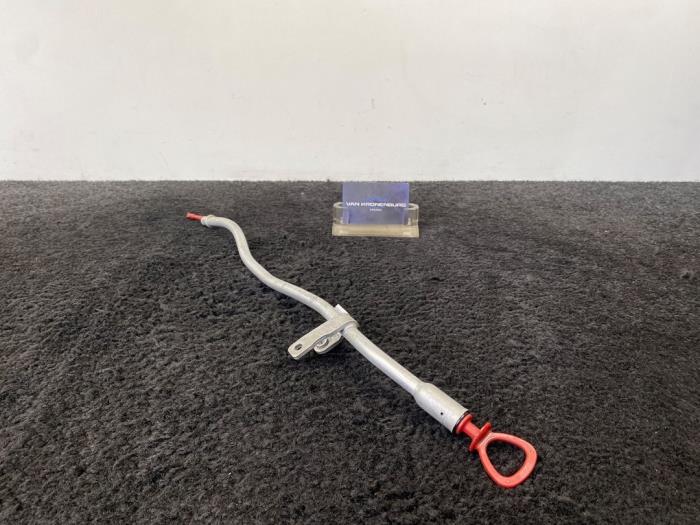 Olie Peilstok van een Mercedes-AMG G AMG (463) 5.5 G 63 AMG V8 32V 2016