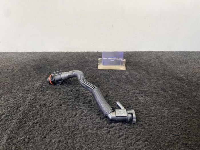 Gebruikte Carterventilatie Mercedes A (177.0) 2.0 A-220d 4Matic Prijs € 25,00 Inclusief btw aangeboden door Van Kronenburg Engines