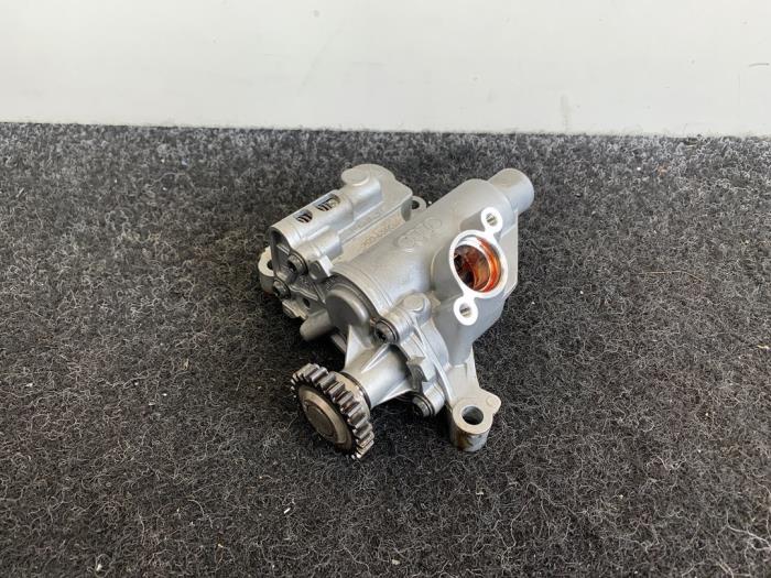 Nieuwe Oliepomp Volkswagen Golf VII (AUA) 2.0 GTI 16V Prijs € 150,00 Inclusief btw aangeboden door Van Kronenburg Engines