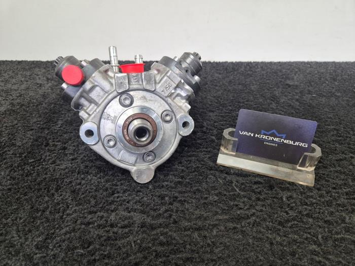 Gebruikte Dieselpomp BMW 7 serie (G11/12) 740d,Ld xDrive 24V Prijs € 302,50 Inclusief btw aangeboden door Van Kronenburg Engines