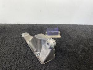 Gebruikte Motorrubber Mercedes ML II (164/4JG) 5.0 500 4-Matic V8 24V Prijs € 302,50 Inclusief btw aangeboden door Van Kronenburg Engines