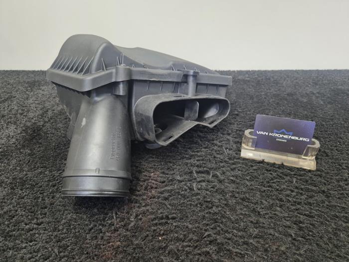 Gebruikte Luchtfilterhuis Audi RS 6 (C6) RS6 5.0 V10 40V TFSI Prijs € 150,00 Inclusief btw aangeboden door Van Kronenburg Engines
