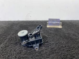 Gebruikte Wervelklep motor Mercedes C (W204) 3.0 C-320 CDI V6 24V Prijs € 45,00 Inclusief btw aangeboden door Van Kronenburg Engines