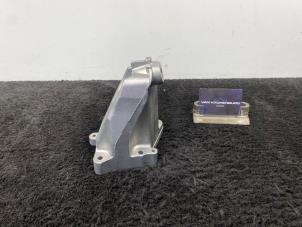 Gebruikte Motorrubber Mercedes S (W221) 3.0 S-350 BlueTec 24V Prijs € 32,50 Inclusief btw aangeboden door Van Kronenburg Engines