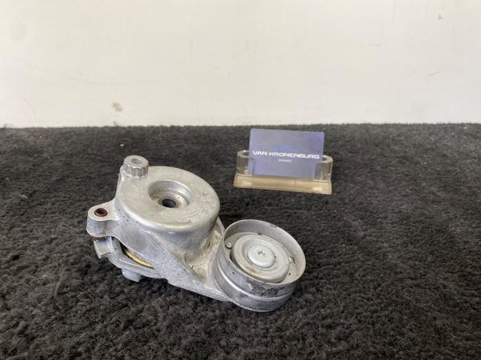 Gebruikte Spanrol Multiriem Chrysler 300 C 3.0 CRD V6 24V Prijs € 20,00 Inclusief btw aangeboden door Van Kronenburg Engines