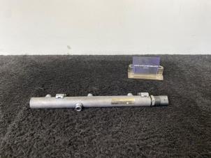 Gebruikte Injector brug Mercedes C (W204) 3.0 C-350 CDI V6 24V Prijs € 37,95 Inclusief btw aangeboden door Van Kronenburg Engines