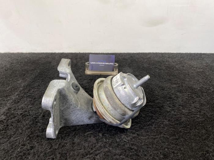 Gebruikte Motorrubber Jaguar XF (CC9) 5.0 XF-R V8 S/C 32V Prijs € 50,00 Inclusief btw aangeboden door Van Kronenburg Engines