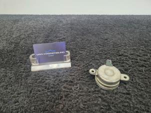 Gebruikte Sensor Nokkenas Jaguar XF (CC9) 5.0 XF-R V8 S/C 32V Prijs € 59,96 Inclusief btw aangeboden door Van Kronenburg Engines