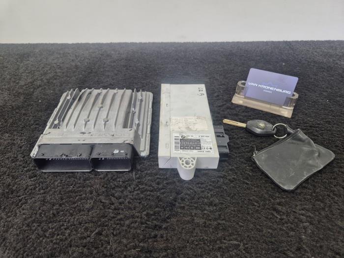 Gebruikte Computer Motormanagement BMW M5 (E60) 5.0 V10 40V LHD Prijs € 799,96 Inclusief btw aangeboden door Van Kronenburg Engines