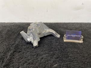 Gebruikte Aircopomp Steun Audi A6 Avant (C7) 3.0 TDI V6 24V Quattro Prijs € 48,00 Inclusief btw aangeboden door Van Kronenburg Engines