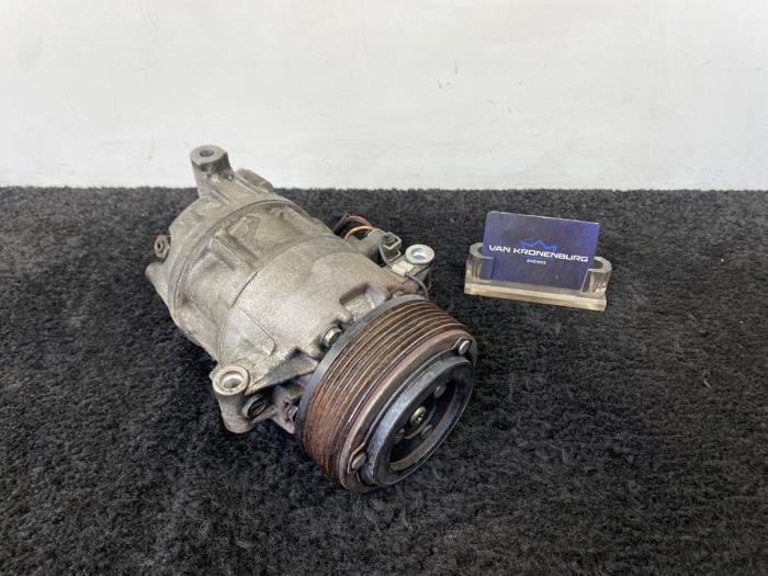 Gebruikte Aircopomp BMW 3 serie (E92) 328i 24V Prijs € 40,00 Inclusief btw aangeboden door Van Kronenburg Engines