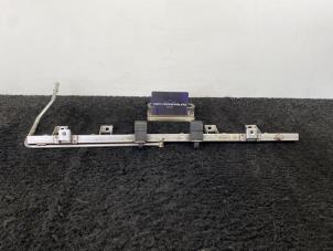 Gebruikte Injector brug BMW 3 serie (E46/4) 320i 24V Prijs € 30,00 Inclusief btw aangeboden door Van Kronenburg Engines