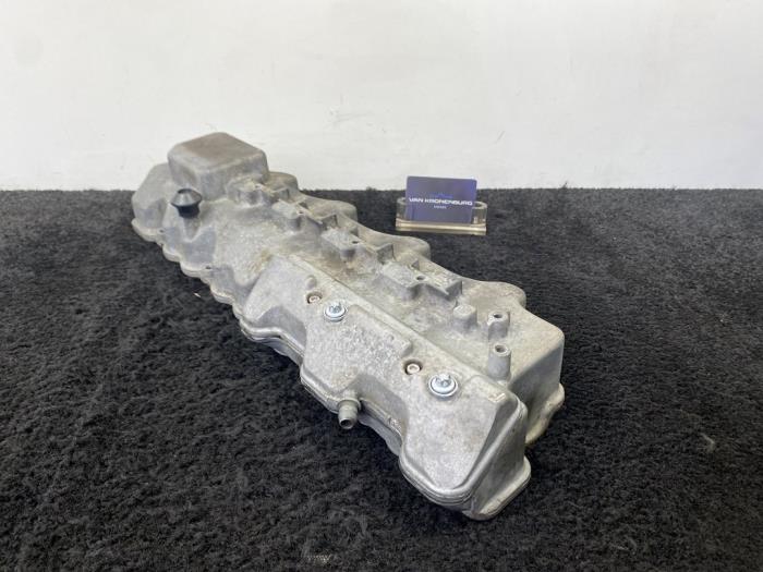 Gebruikte Kleppendeksel Mercedes S (W220) 5.0 S-500 V8 24V Prijs € 60,00 Inclusief btw aangeboden door Van Kronenburg Engines
