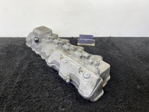 Gebruikte Kleppendeksel Mercedes S (W220) 5.0 S-500 V8 24V Prijs € 60,00 Inclusief btw aangeboden door Van Kronenburg Engines