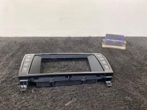 Gebruikte Bediening boordcomputer Jaguar F-type 5.0 S V8 R 32V AWD Prijs € 125,01 Inclusief btw aangeboden door Van Kronenburg Engines