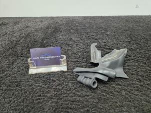 Gebruikte Portierrubber 2Deurs links Jaguar F-type 3.0 400 Sport V6 24V Prijs € 30,00 Inclusief btw aangeboden door Van Kronenburg Engines