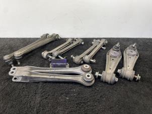 Gebruikte Draagarm set Porsche 911 (996) 3.6 Carrera 4 24V Prijs € 299,95 Inclusief btw aangeboden door Van Kronenburg Engines