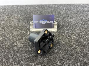 Gebruikte Olie niveau sensor Mercedes C (W204) 2.2 C-220 CDI 16V BlueEFFICIENCY 4-Matic Prijs € 19,95 Inclusief btw aangeboden door Van Kronenburg Engines