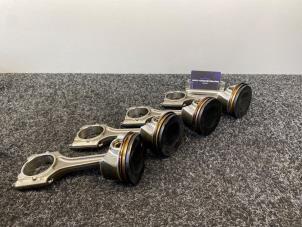 Gebruikte Zuiger Volkswagen Golf VII (AUA) 2.0 GTI 16V Prijs € 174,95 Inclusief btw aangeboden door Van Kronenburg Engines