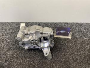 Gebruikte Oliepomp BMW X5 (G05) xDrive M50i 4.4i V8 32V Prijs € 149,96 Inclusief btw aangeboden door Van Kronenburg Engines