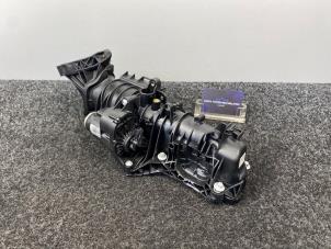 Gebruikte Inlaatspruitstuk Mercedes C (W205) C-220d 2.0 Turbo 16V 4-Matic Prijs € 150,00 Inclusief btw aangeboden door Van Kronenburg Engines