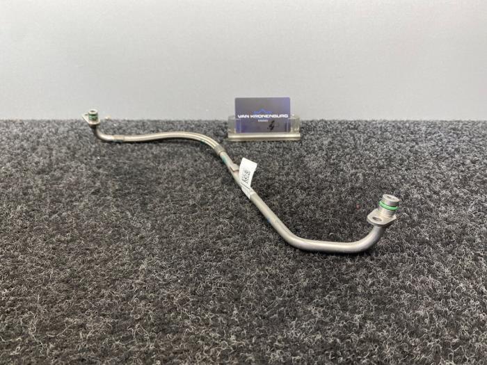 Oliedruk Leiding van een Mercedes-AMG C-Klasse AMG (W206) C-63S E-Performance AMG 2.0 Turbo 4-Matic+ 2022