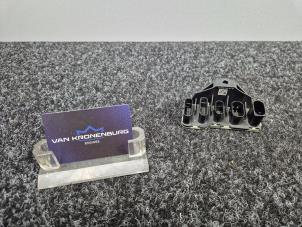 Gebruikte Delco Mercedes E (W213) E-300d 2.0 Turbo 16V Prijs € 29,95 Inclusief btw aangeboden door Van Kronenburg Engines