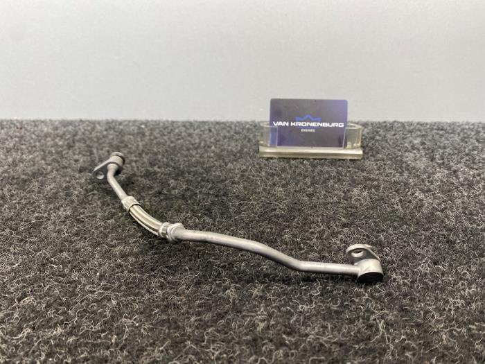 Gebruikte Oliedruk Leiding Mercedes SL AMG (R231) 5.5 63 AMG V8 32V Prijs € 29,95 Inclusief btw aangeboden door Van Kronenburg Engines