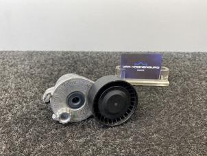 Gebruikte Spanrol Multiriem Mercedes C (W205) C-200 2.0 CGI 4-Matic 16V Prijs € 30,00 Inclusief btw aangeboden door Van Kronenburg Engines
