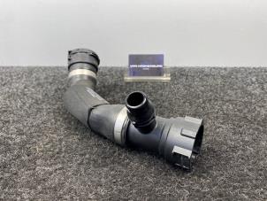 Gebruikte Waterpijp Mercedes GLS AMG (X167) 4.0 63 AMG 4-Matic+ EQ Boost Prijs € 40,00 Inclusief btw aangeboden door Van Kronenburg Engines