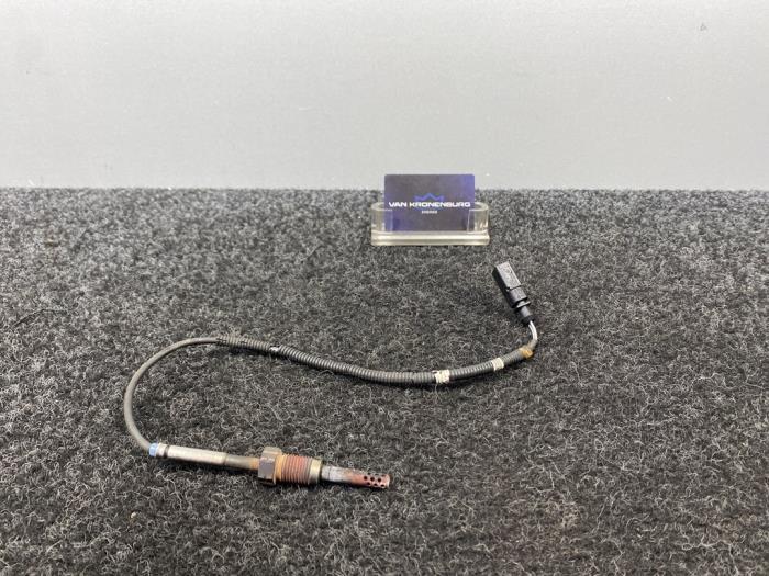 Gebruikte Uitlaat temperatuursensor Volkswagen Transporter T5 2.5 TDi Prijs € 29,95 Inclusief btw aangeboden door Van Kronenburg Engines