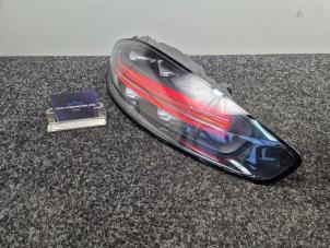 Gebruikte Achterlicht links Porsche 718 Cayman (982) 2.5 S Turbo Prijs € 124,94 Inclusief btw aangeboden door Van Kronenburg Engines