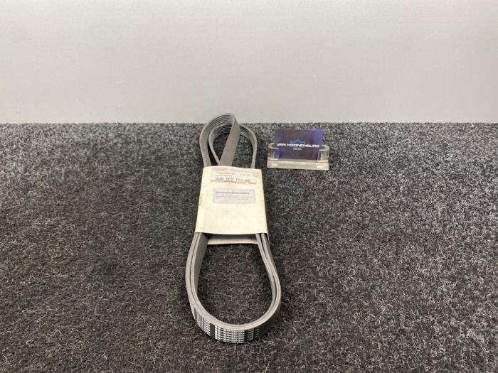 Nieuwe Multiriem Porsche 911 (996) 3.6 Carrera 4 24V Prijs € 25,00 Inclusief btw aangeboden door Van Kronenburg Engines