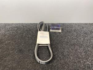 Nieuwe Multiriem Porsche 911 (996) 3.6 Carrera 4 24V Prijs € 25,00 Inclusief btw aangeboden door Van Kronenburg Engines