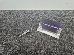 Nieuwe Diversen Porsche 911 (991) 3.4 24V Carrera 4 Prijs € 15,00 Inclusief btw aangeboden door Van Kronenburg Engines