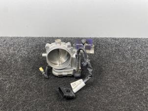 Gebruikte Gasklephuis Mercedes E (W212) E-63 AMG V8 32V Prijs € 110,00 Inclusief btw aangeboden door Van Kronenburg Engines