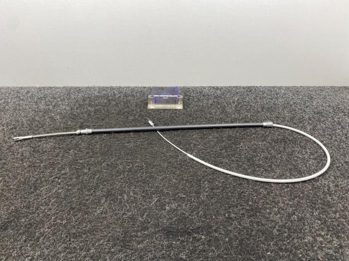 Nieuwe Handrem Kabel Porsche 911 (996) 3.4 Carrera 2 24V Prijs € 50,00 Inclusief btw aangeboden door Van Kronenburg Engines