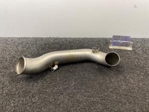 Gebruikte Intercooler Buis Mercedes G AMG (463) 5.5 G 63 AMG V8 32V Prijs € 50,00 Inclusief btw aangeboden door Van Kronenburg Engines