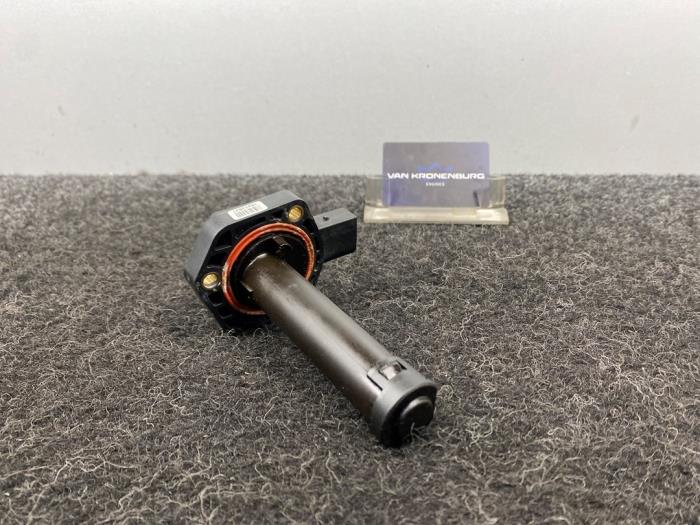 Gebruikte Oliepeil sensor BMW 3 serie (E90) 325i 24V Prijs € 50,00 Inclusief btw aangeboden door Van Kronenburg Engines