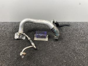 Gebruikte Waterpijp BMW 3 serie (E92) 335i 24V Prijs € 30,00 Inclusief btw aangeboden door Van Kronenburg Engines