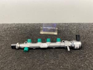 Nieuwe Injector brug Volkswagen Caddy IV 2.0 TDI 122 Prijs € 199,95 Inclusief btw aangeboden door Van Kronenburg Engines