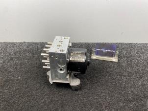 Gebruikte ABS Pomp Volkswagen Transporter T5 2.0 TDI DRF 4Motion Prijs € 124,94 Inclusief btw aangeboden door Van Kronenburg Engines