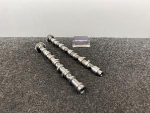 Gebruikte Nokkenas set Audi A1 Sportback (8XA/8XF) 1.6 TDI 16V Prijs € 199,95 Inclusief btw aangeboden door Van Kronenburg Engines